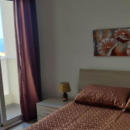 Seron Apartment 3 Сейнт Полс Бей Екстериор снимка